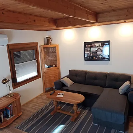 度假居 Hibiscus *